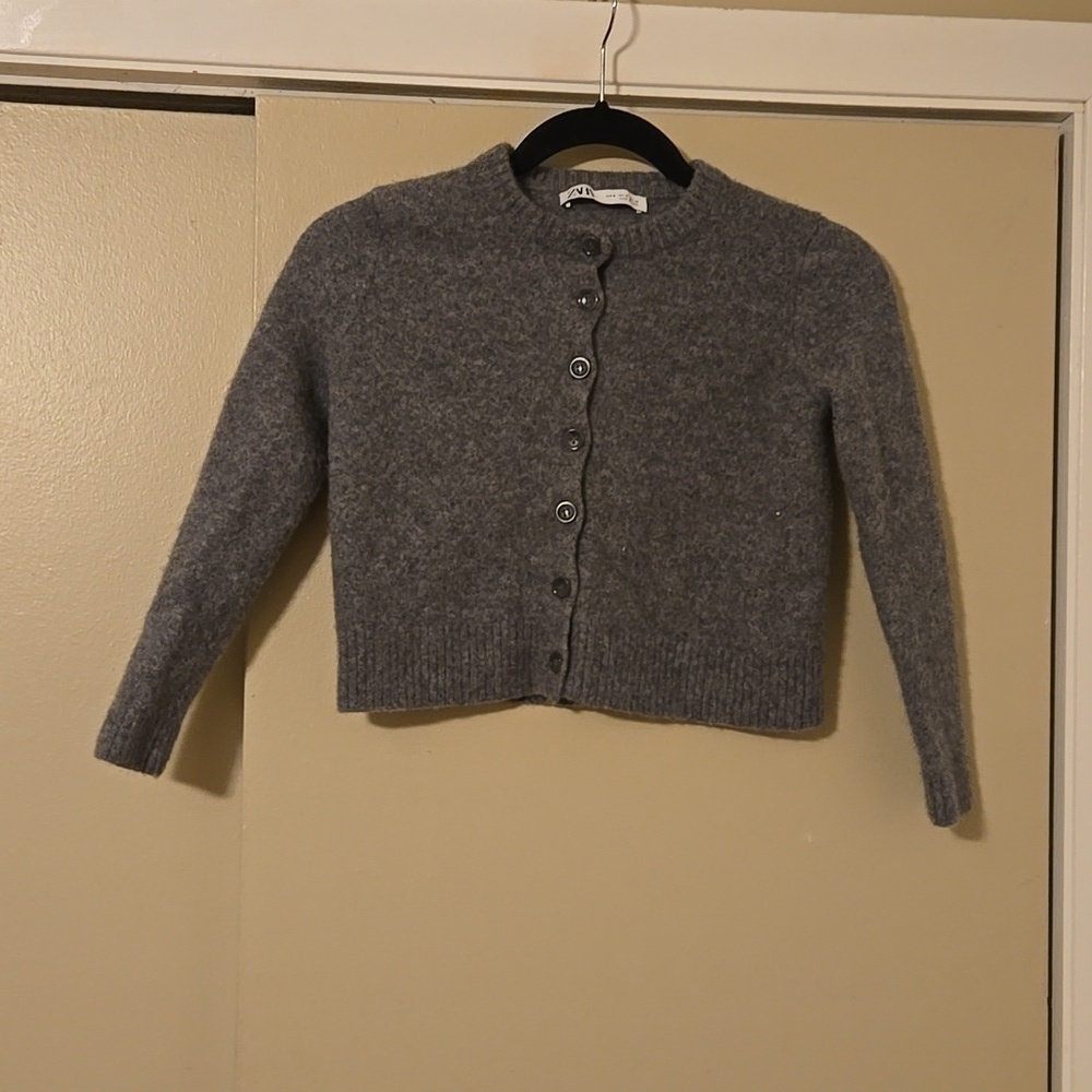 Zara Girls Wool Charcoal Gray Button Sweater Cardigan Size Medium